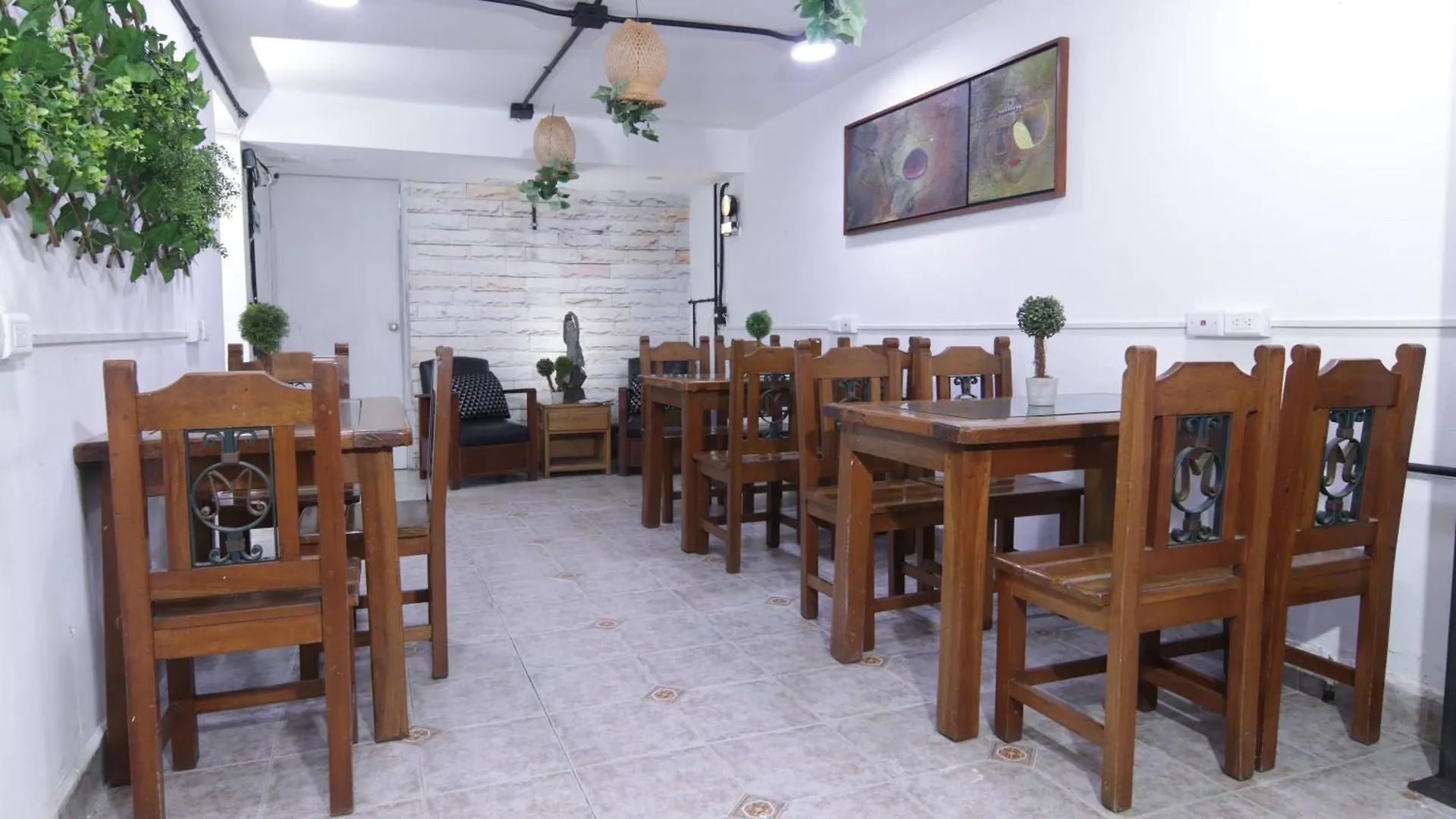 Hotel Casa Laureles Malibu Medellín